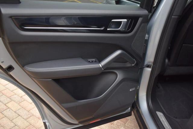 2021 Porsche Cayenne Base