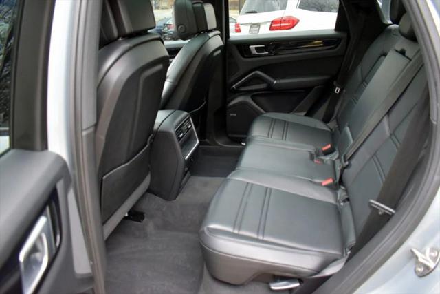 2021 Porsche Cayenne Base