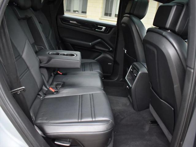 2021 Porsche Cayenne Base