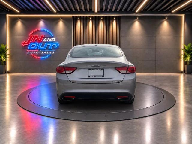 2015 Chrysler 200 S