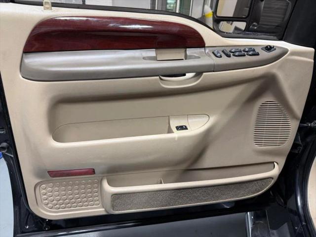 2004 Ford Excursion Limited