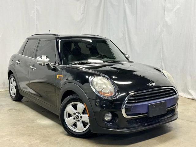 2016 MINI Hardtop Cooper
