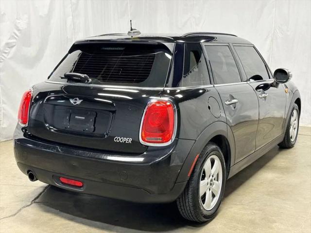 2016 MINI Hardtop Cooper