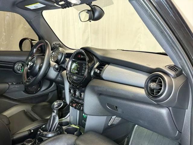 2016 MINI Hardtop Cooper
