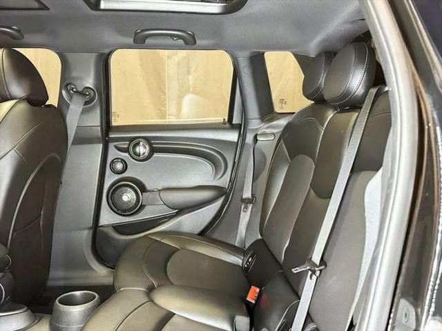 2016 MINI Hardtop Cooper