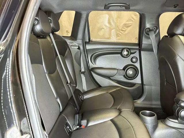 2016 MINI Hardtop Cooper