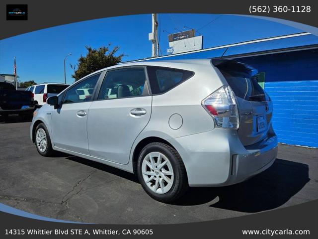 2014 Toyota Prius v Two