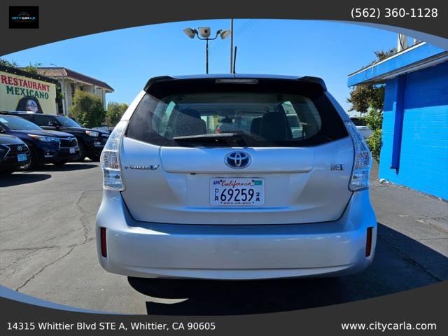 2014 Toyota Prius v Two