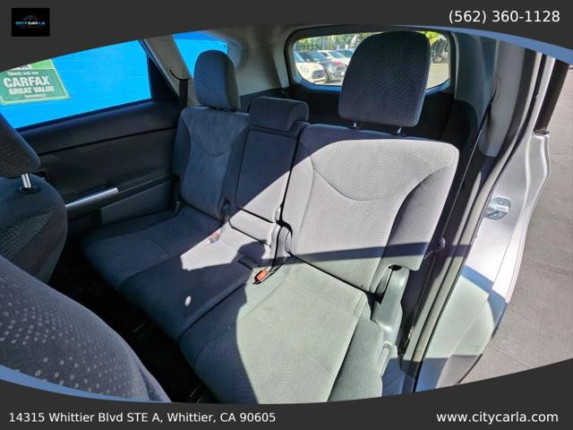 2014 Toyota Prius v Two