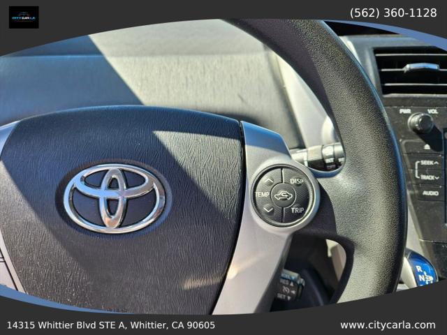 2014 Toyota Prius v Two