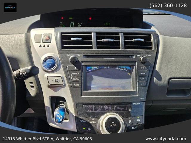 2014 Toyota Prius v Two