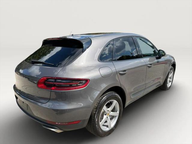 2018 Porsche Macan Base