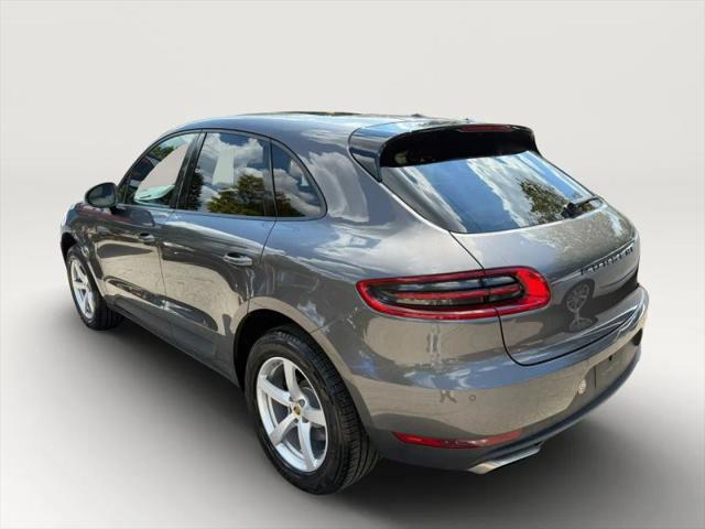 2018 Porsche Macan Base
