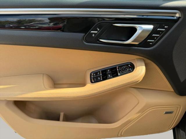 2018 Porsche Macan Base