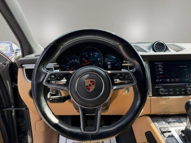 2018 Porsche Macan Base