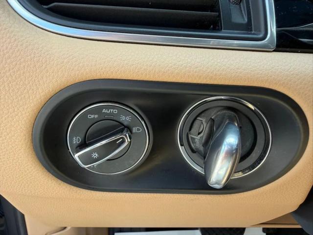 2018 Porsche Macan Base