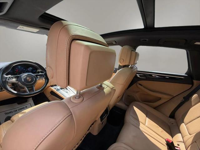 2018 Porsche Macan Base