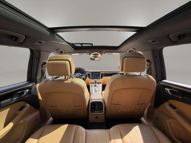 2018 Porsche Macan Base