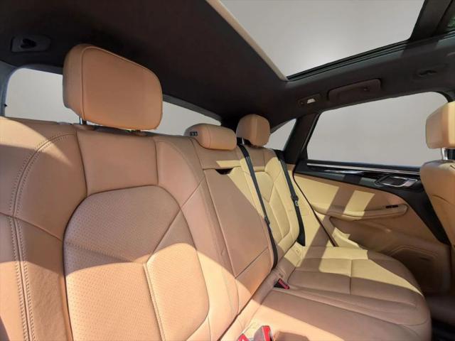 2018 Porsche Macan Base