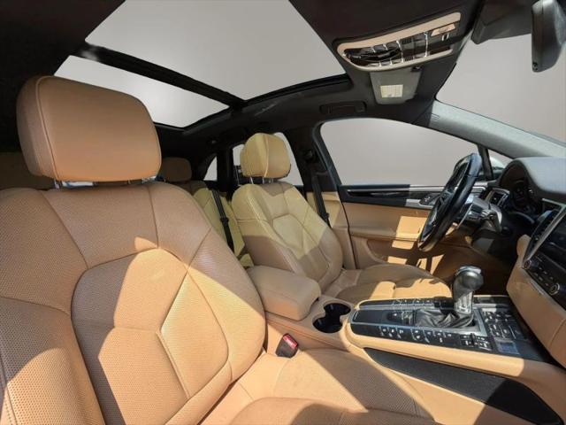2018 Porsche Macan Base