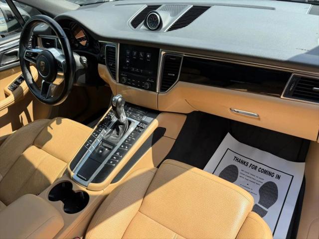 2018 Porsche Macan Base
