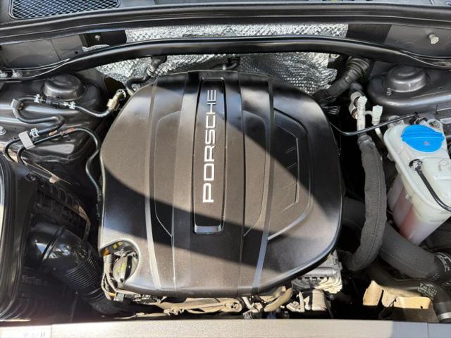 2018 Porsche Macan Base
