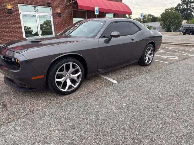 2015 Dodge Challenger SXT Plus