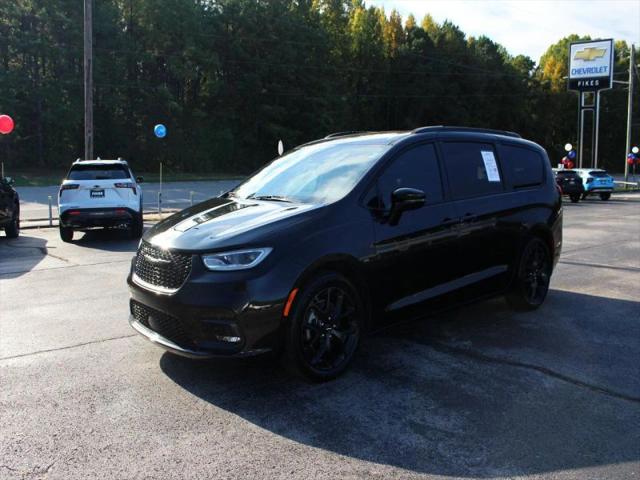 2023 Chrysler Pacifica Limited for sale in Hamilton, AL