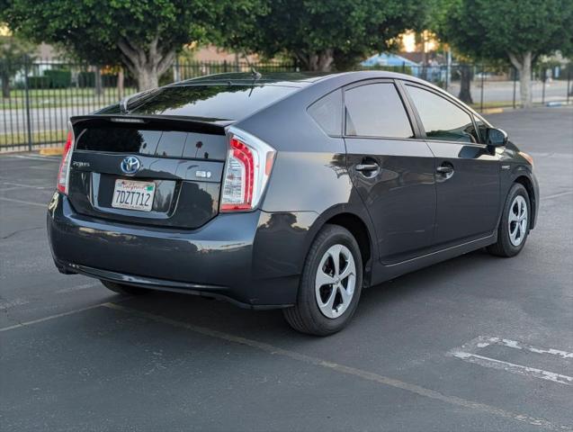 2012 Toyota Prius Two