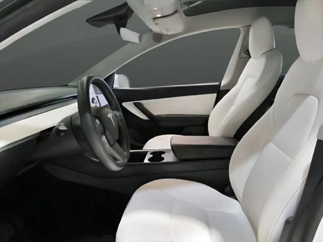 2022 Tesla Model Y Long Range Dual Motor All-Wheel Drive