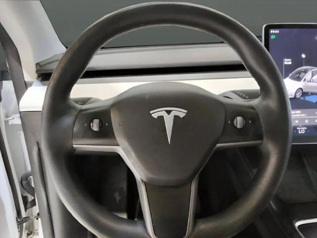 2022 Tesla Model Y Long Range Dual Motor All-Wheel Drive