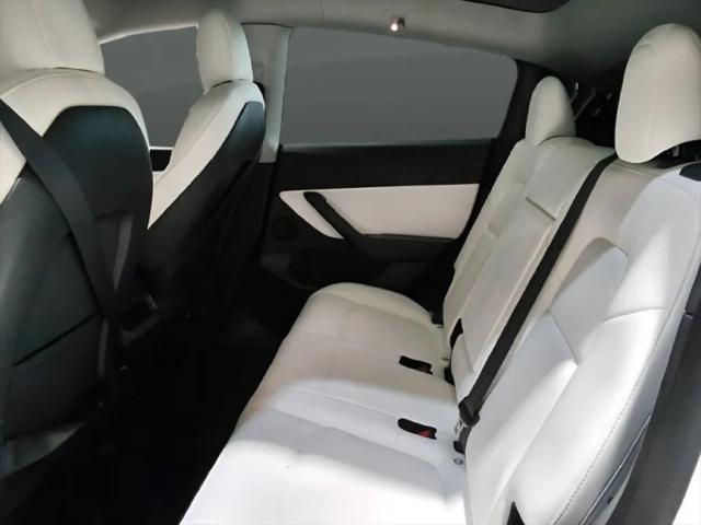 2022 Tesla Model Y Long Range Dual Motor All-Wheel Drive