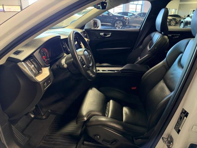 2021 Volvo XC60 T5 Inscription