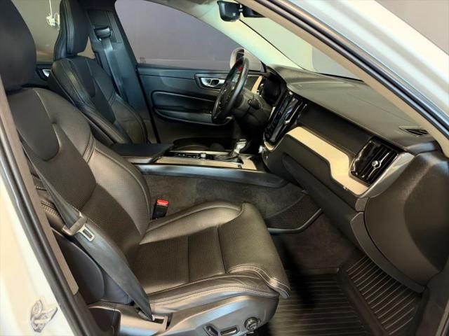 2021 Volvo XC60 T5 Inscription