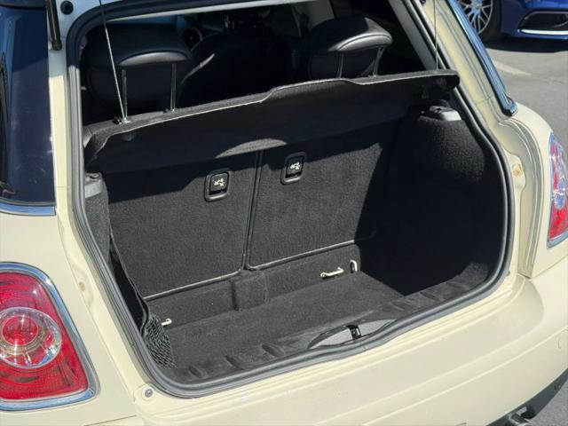 2012 MINI Cooper Cooper