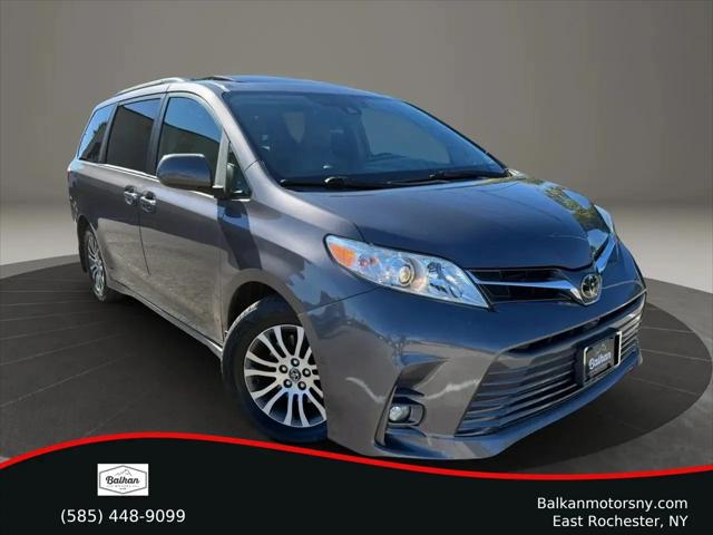 2018 Toyota Sienna XLE 8 Passenger for sale in East Rochester, NY
