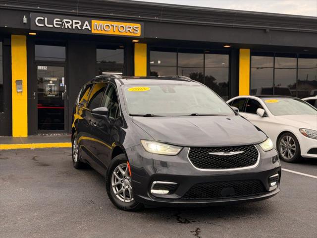 2021 Chrysler Pacifica Touring for sale in Orlando, FL