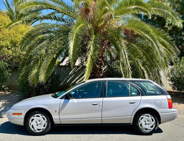 2000 Saturn SW SW2