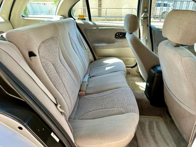 2000 Saturn SW SW2