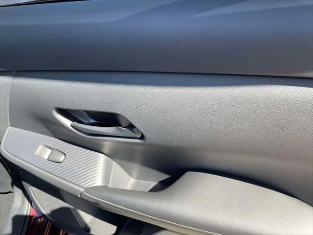 2024 Nissan Sentra SV Xtronic CVT