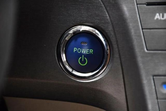2013 Toyota Prius Three