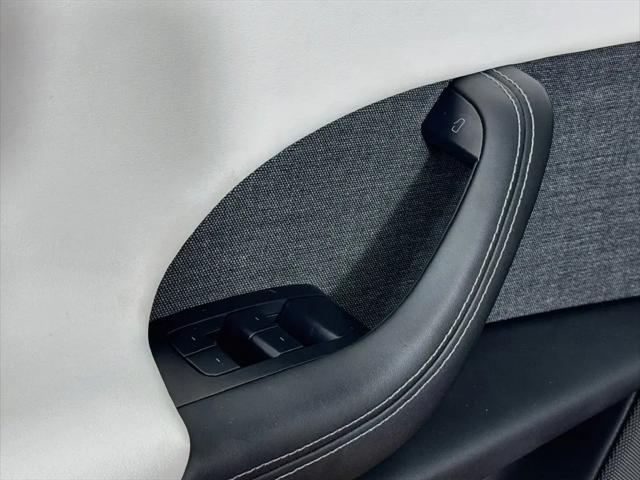 2023 Tesla Model X Plaid Tri Motor All-Wheel Drive