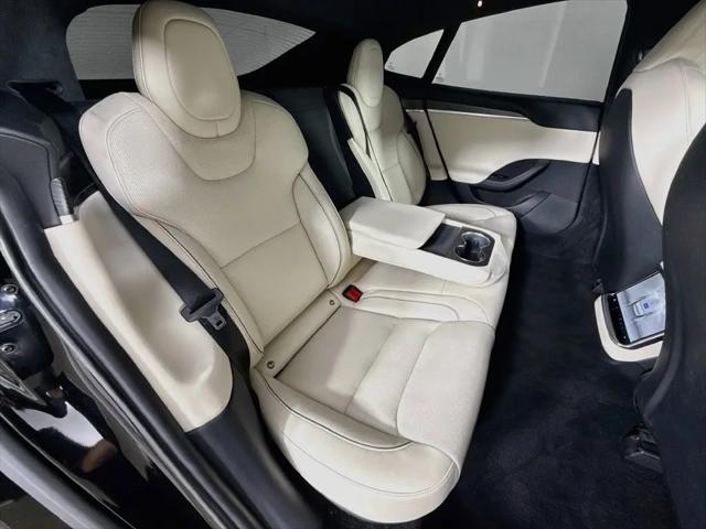 2023 Tesla Model S Plaid Tri Motor All-Wheel Drive
