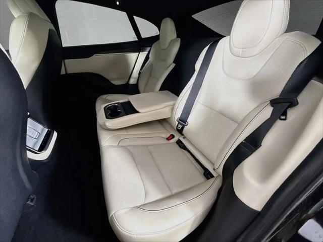 2023 Tesla Model S Plaid Tri Motor All-Wheel Drive