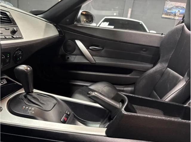 2006 BMW Z4 3.0si