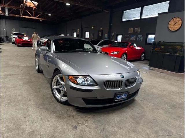2006 BMW Z4 3.0si