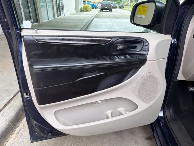 2013 Dodge Grand Caravan SE