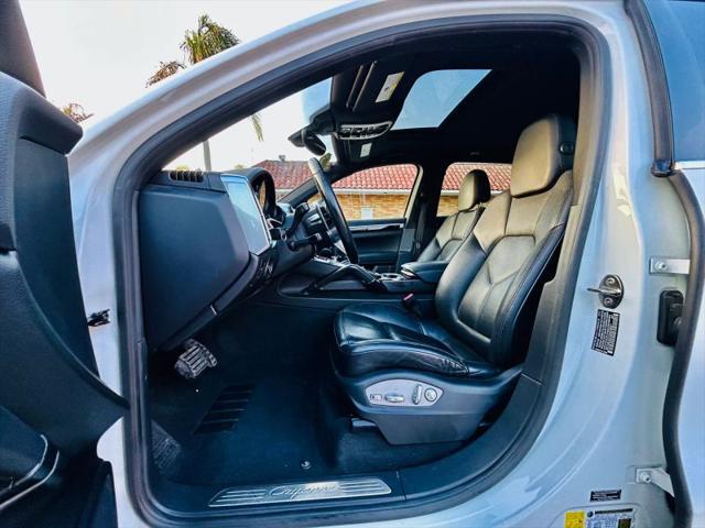 2016 Porsche Cayenne Base