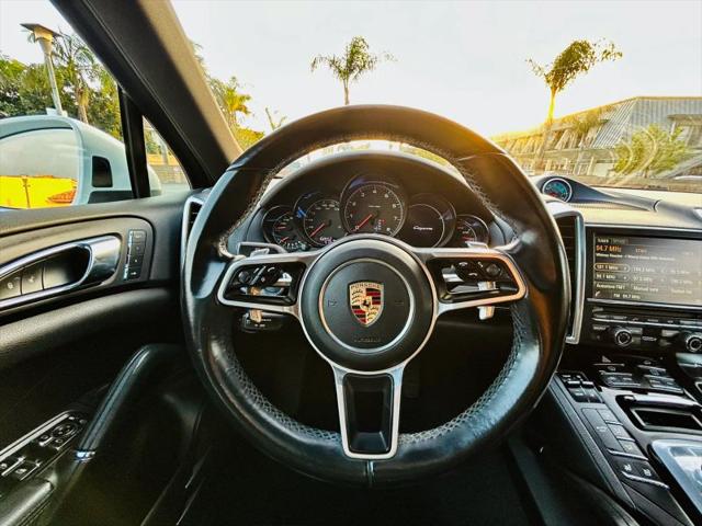 2016 Porsche Cayenne Base