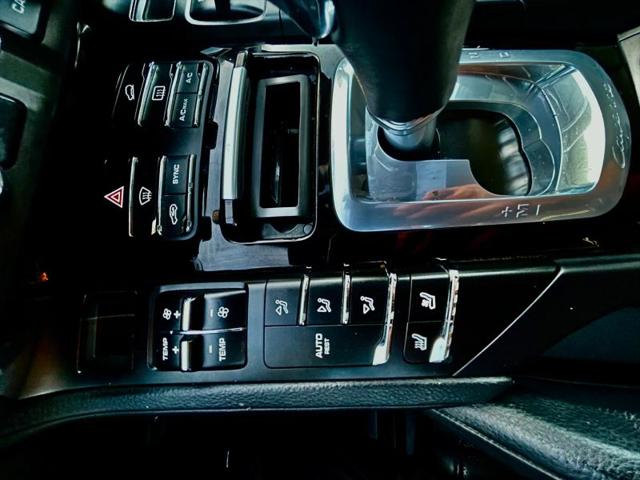 2016 Porsche Cayenne Base